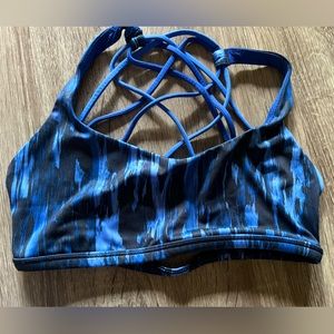 Lululemon free to be wild sports bra